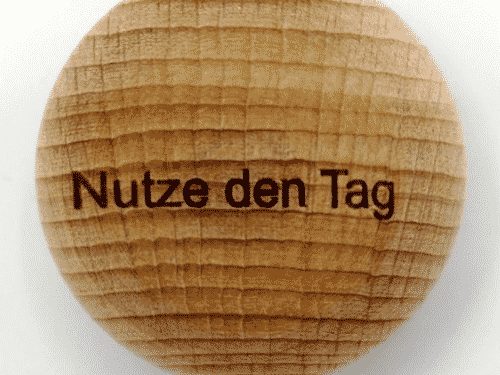 Handschmeichler Nutze den Tag - unverpackt - Baumstark Initiative - Geschenk aus Holz